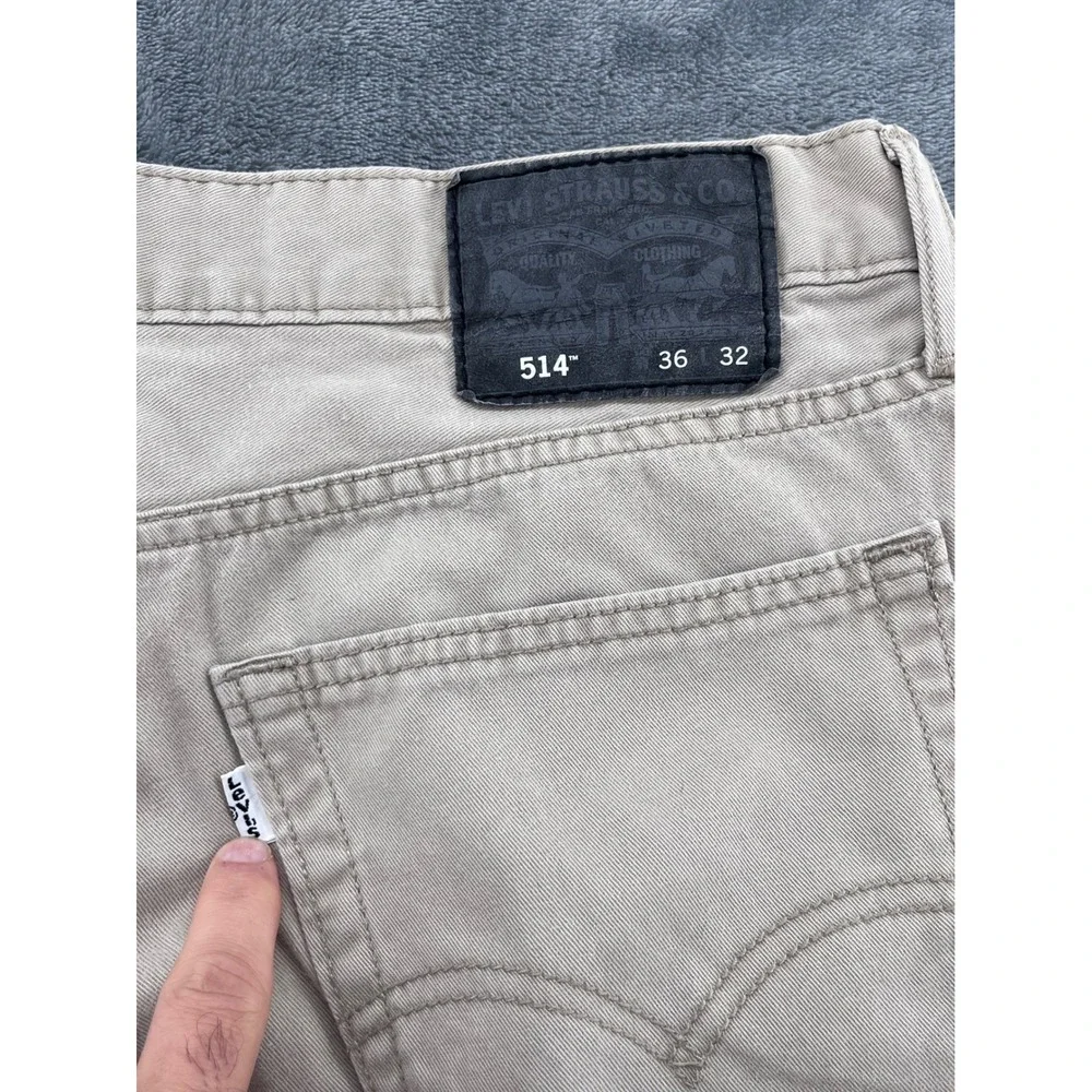 Levis 514 Straight Fit Khaki Tan Pants Mens 36x32 Cotton Twill 00514-0407